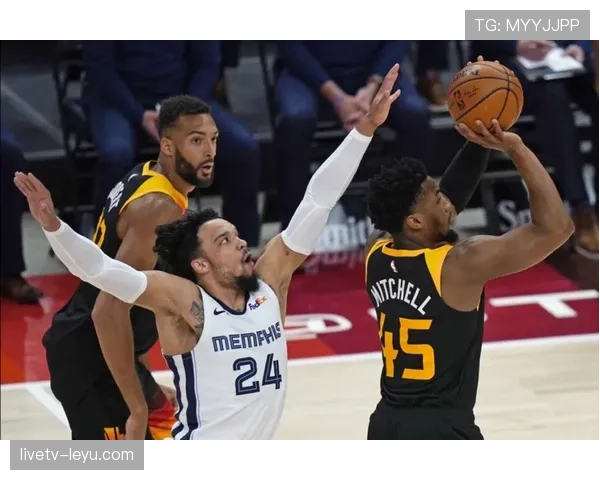 蒙彼利埃战术执行回暖,精妙配合助球队赛季突围 蒙彼利埃战术执行回暖,精妙配合助球队赛季突围