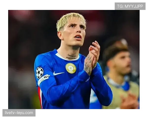 韦斯·弗洛英超赛季表现稳健，未来挑战备受期待