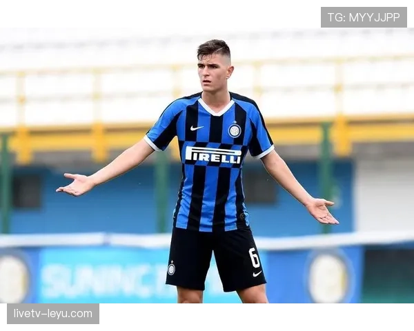 瑞典前锋伊萨克本赛季状态回暖表现稳健 瑞典前锋伊萨克本赛季状态回暖表现稳健