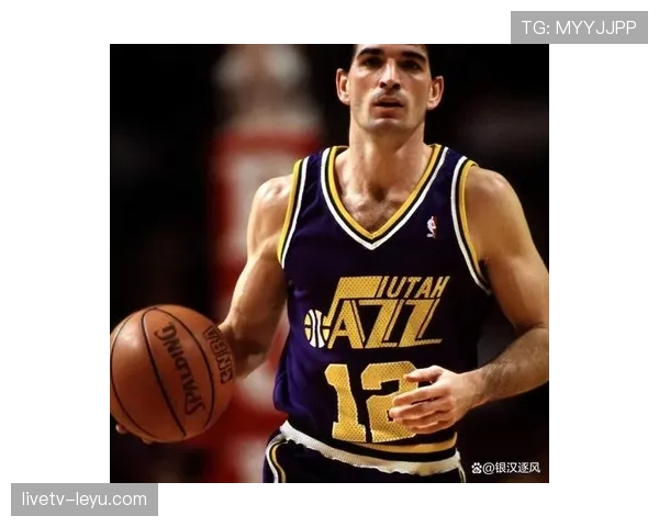 斯托克顿挡拆精准助攻提升队友关键投篮效率