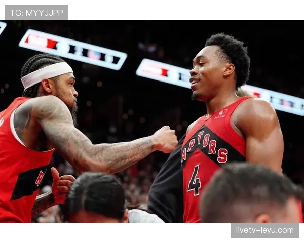 西亚卡姆挡拆拉开空间提升得分效率明显超越队内同位置前锋